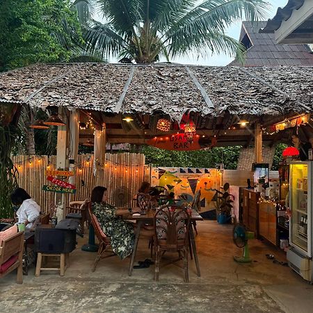 Ban Narai River Guesthouse チエンマイ エクステリア 写真