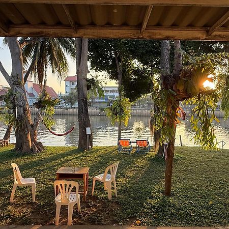 Ban Narai River Guesthouse チエンマイ エクステリア 写真