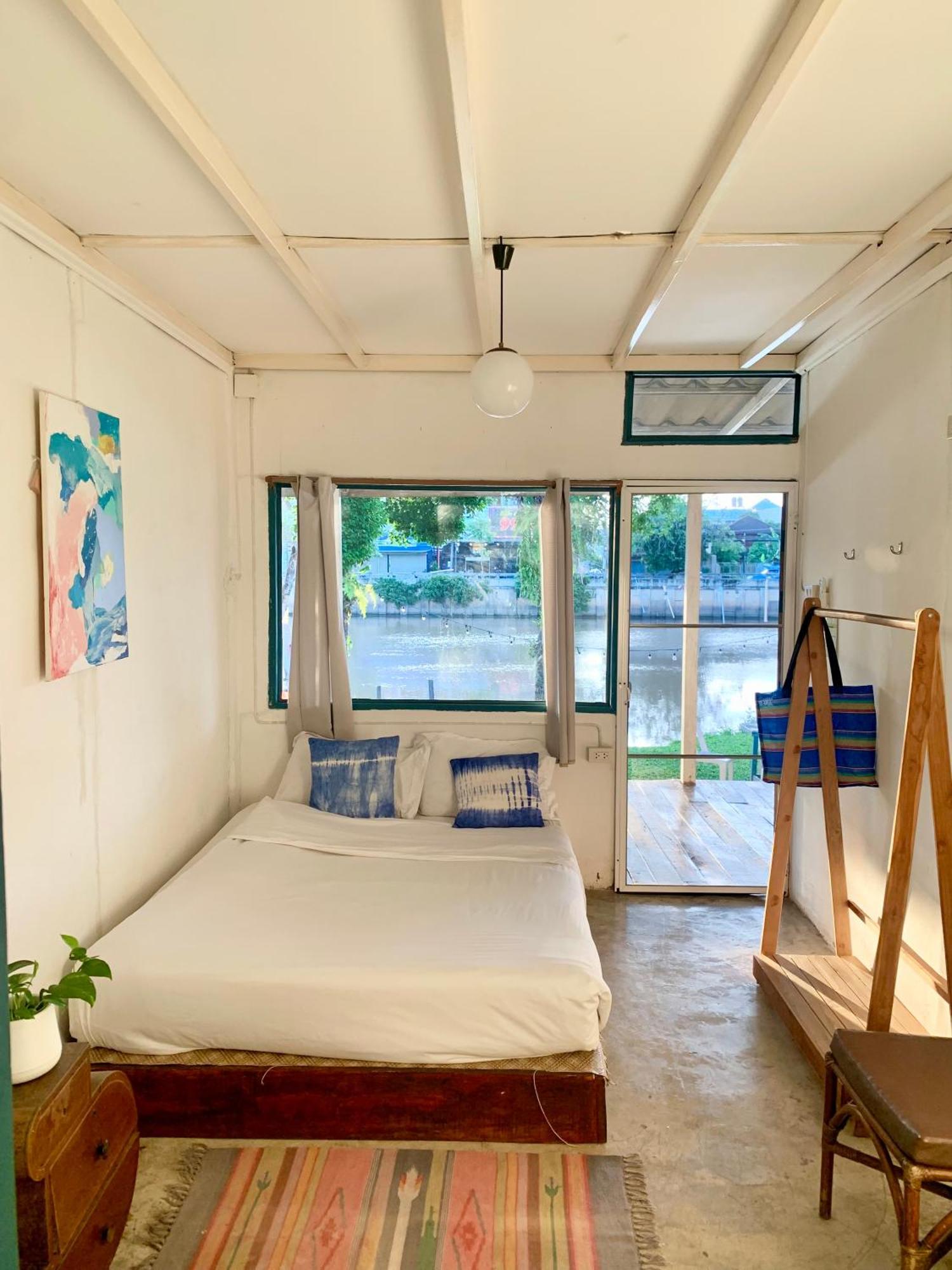 Ban Narai River Guesthouse チエンマイ エクステリア 写真